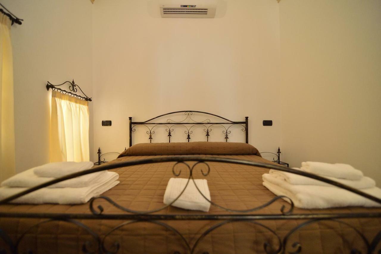Antica Oria Apartment Oria  Exterior photo